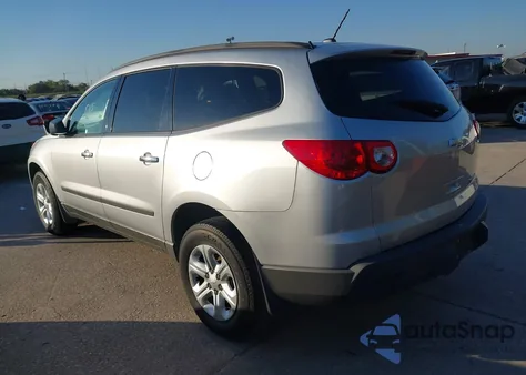 2012 Chevrolet Traverse Ls z USA, uszkodzony, nr VIN 1GNKRFED4CJ227002